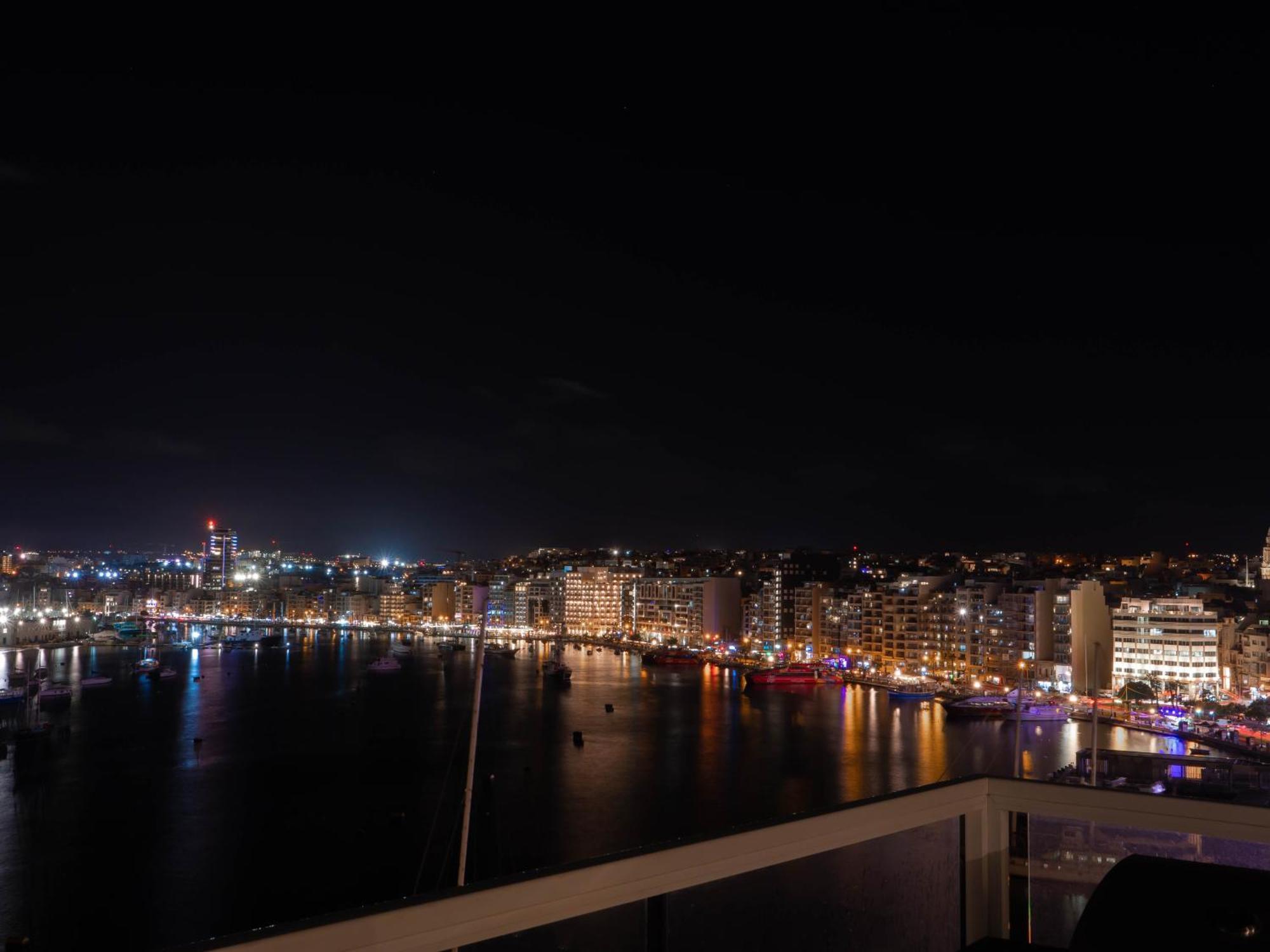 Apartment Exceptional Tigne Seafront By Shortletsmalta